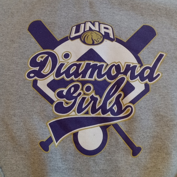 UNA Lions Softball Crewneck - Picture 2 of 4
